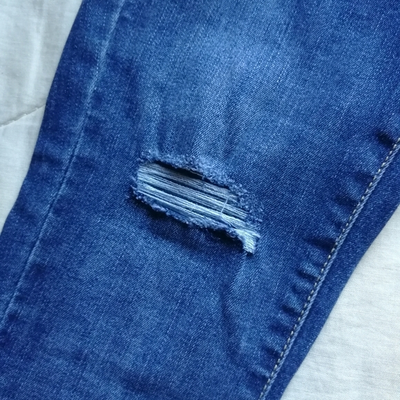 GAP Favourite Jegging Blue Distressed Raw Hem Mid Rise 24 Petite NWT - Picture 8 of 13